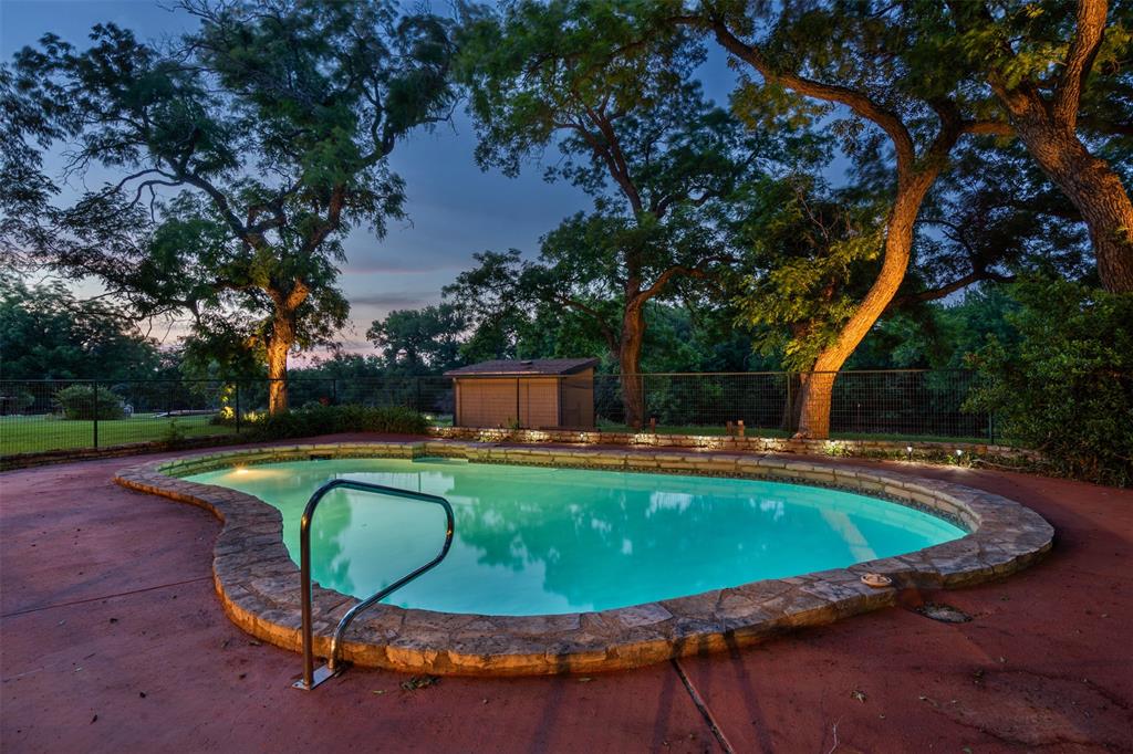 1820 Long Creek Court