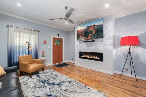 Tiny photo for 2832 Forest Avenue, Fort Worth, TX 76112 (MLS # 21101617)