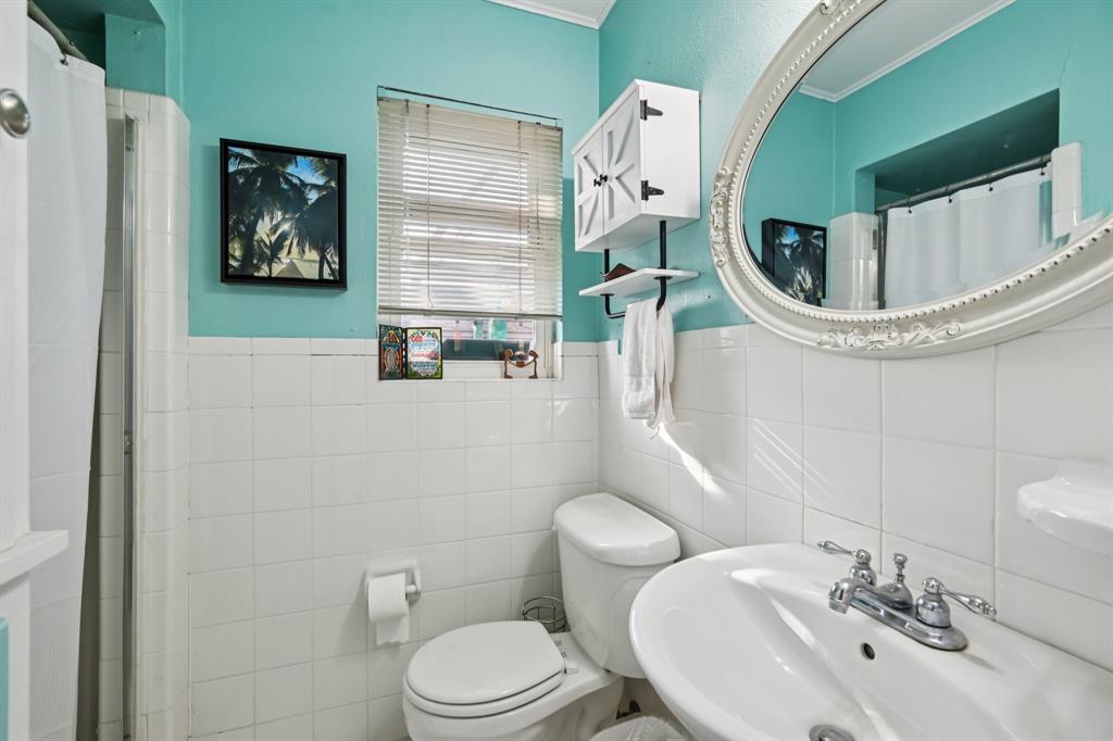 Mc Knight Manor Add - Residential