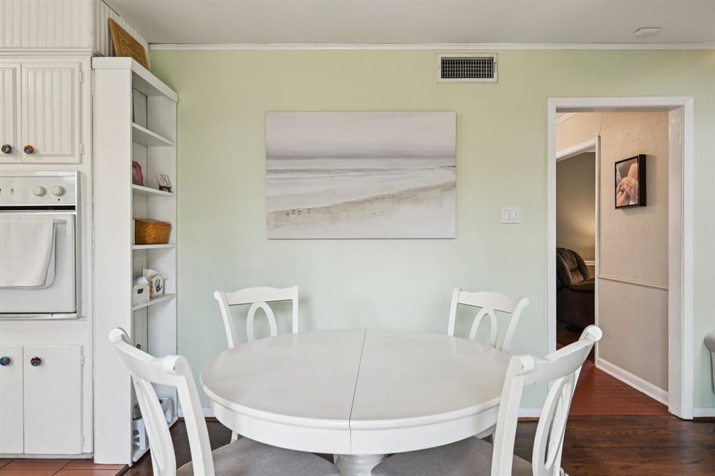 Mc Knight Manor Add - Residential