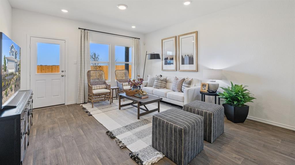 2838 Whispering Pines Way