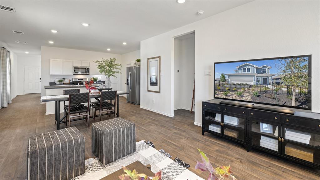 2838 Whispering Pines Way