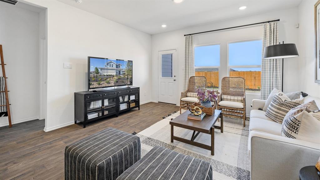 2838 Whispering Pines Way