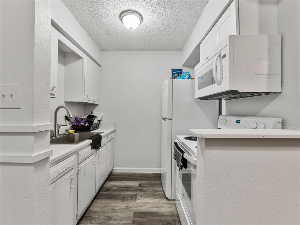 9464 US Highway 180 W 4