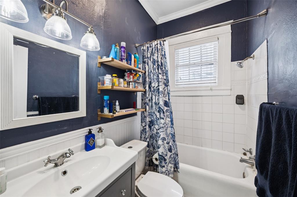 Winnetka Heights - Residential Income