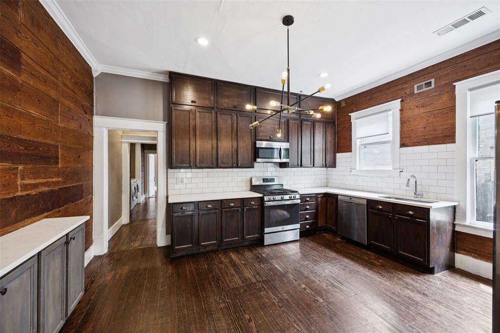 Winnetka Heights - Residential Income