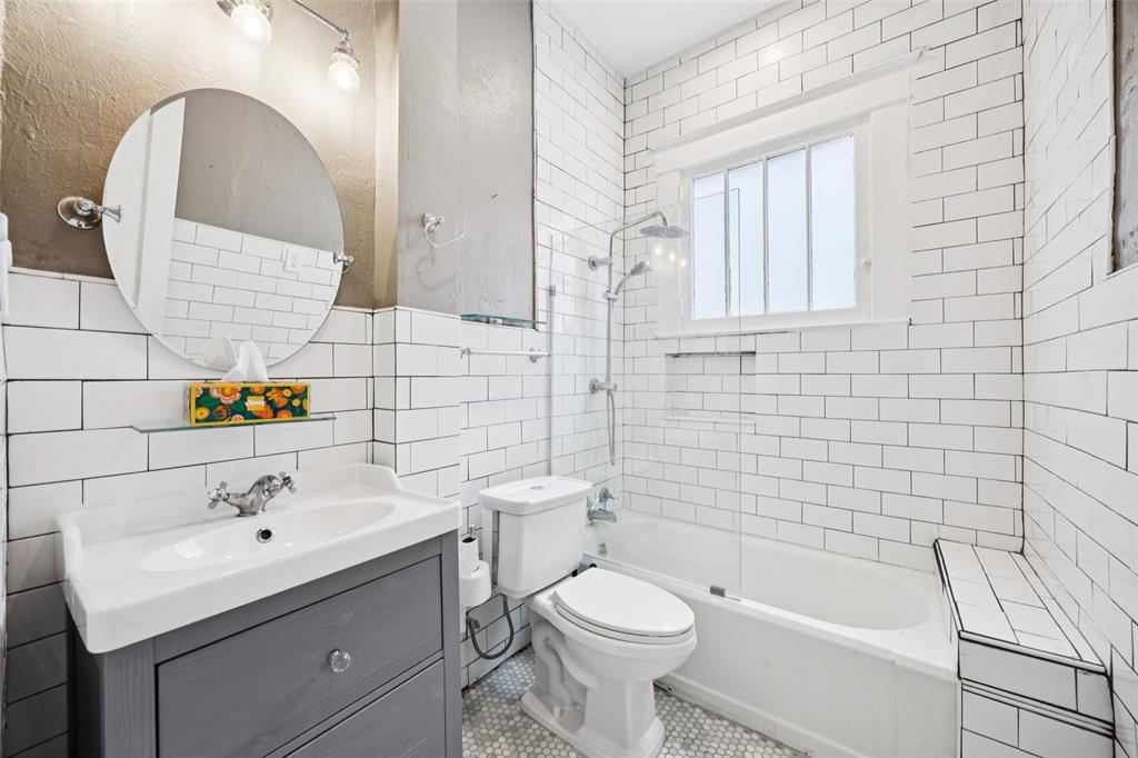 Winnetka Heights - Residential Income