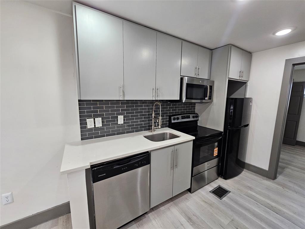 Fenbys - Residential Lease