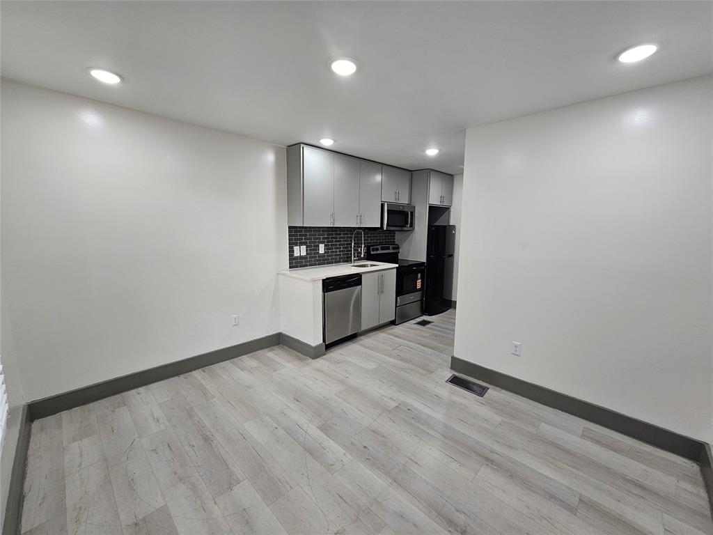 Fenbys - Residential Lease