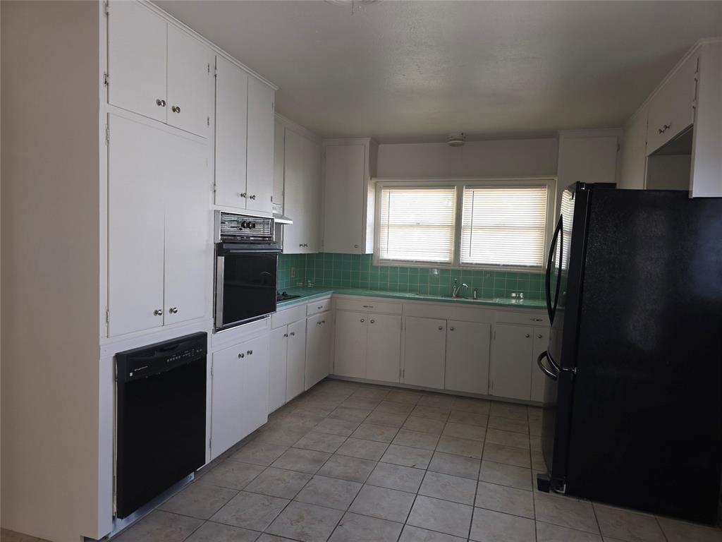 Wilshire Add - Residential Lease