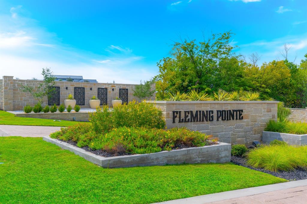 Fleming Pointe - Land