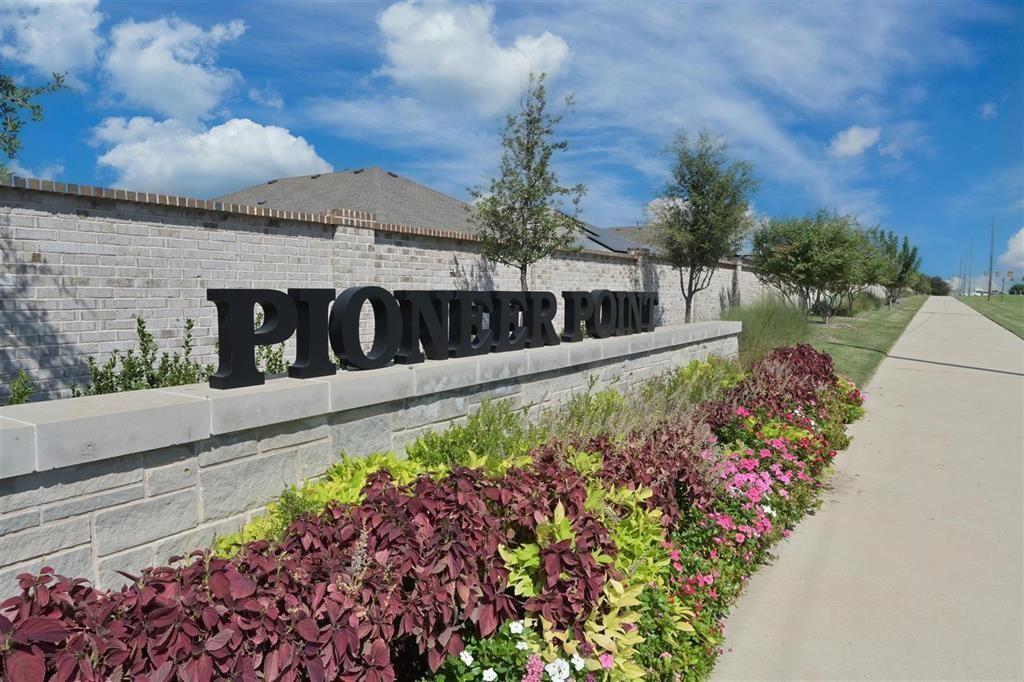 Pioneer Point - Residential Lease