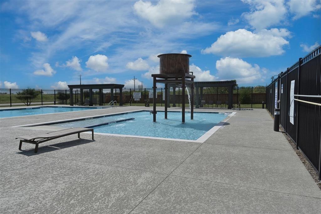 Pioneer Point - Residential Lease