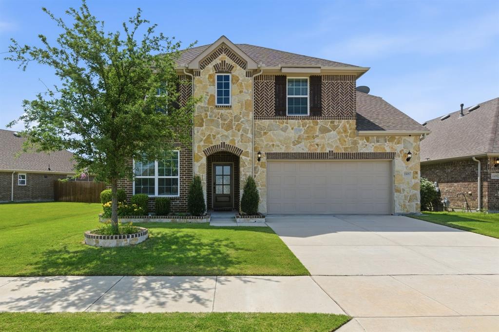 1101 Pinnacle Breeze Drive