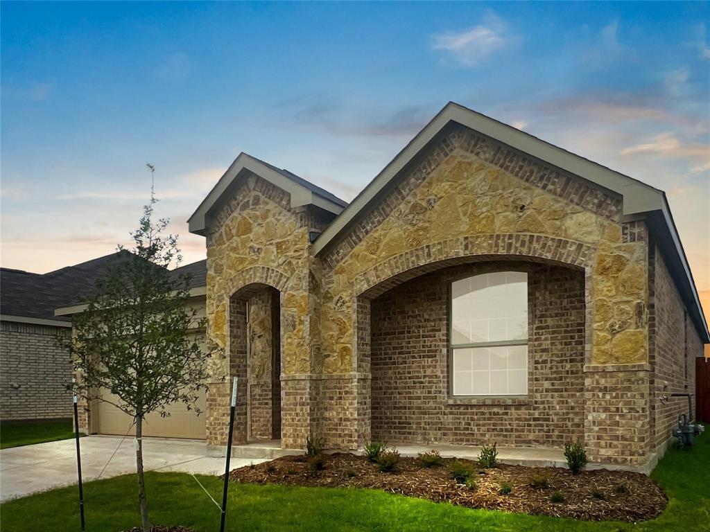 Verandah - Residential Lease