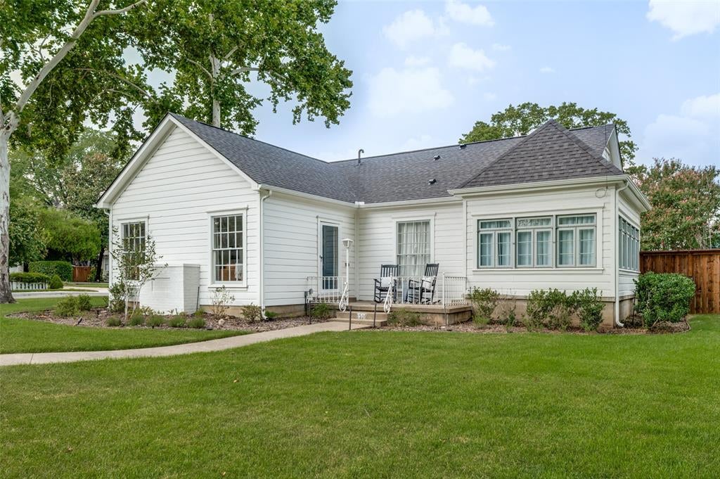 1306 W Virginia Street