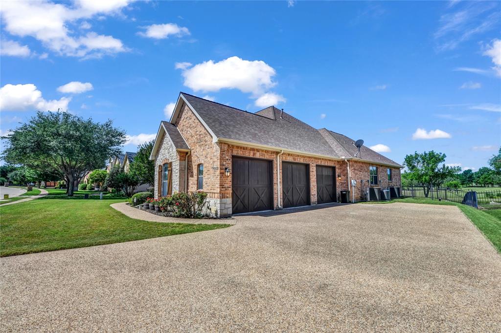1009 Crown Valley Drive