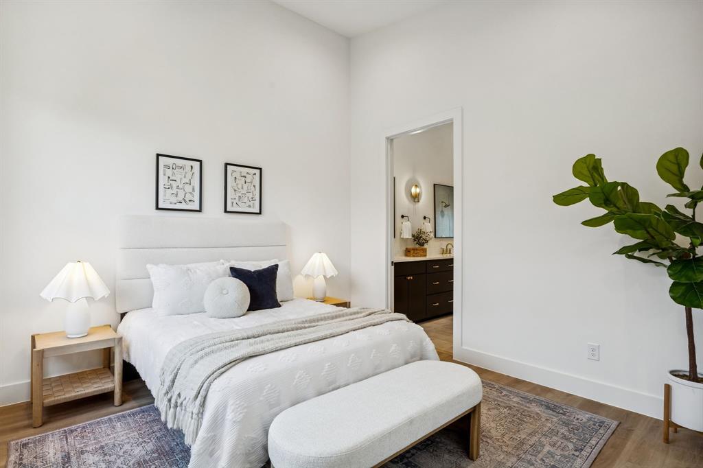 Hoods J T - Residential