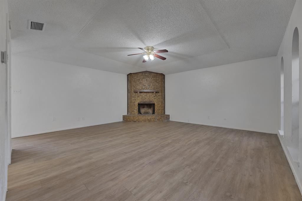 Photo of 4534 Preston Trail Drive, Mesquite, TX 75150 (MLS # 21203051)