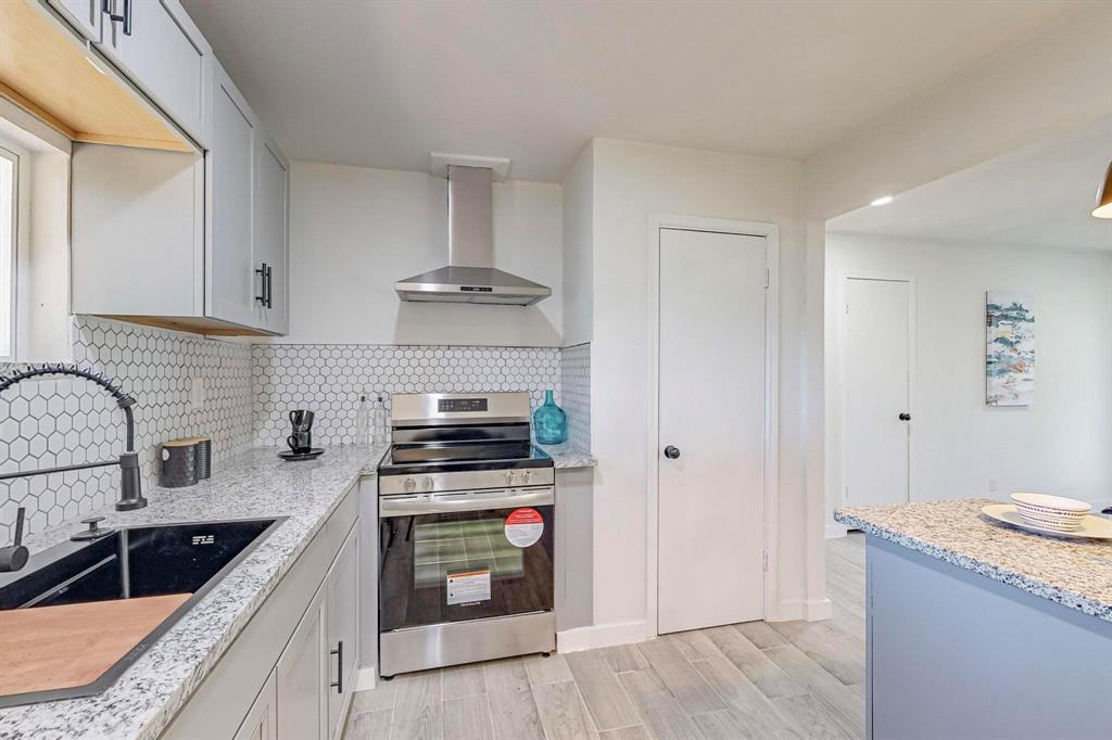 Navey G Russell Surv Abs #668 - Residential