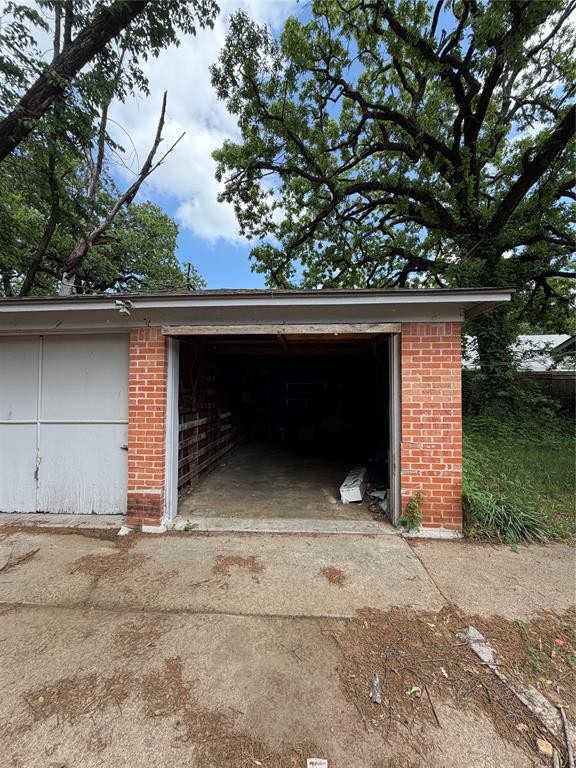 YORK, JNO B SURVEY ABSTRACT 1754 TRACT 14H - Residential Income