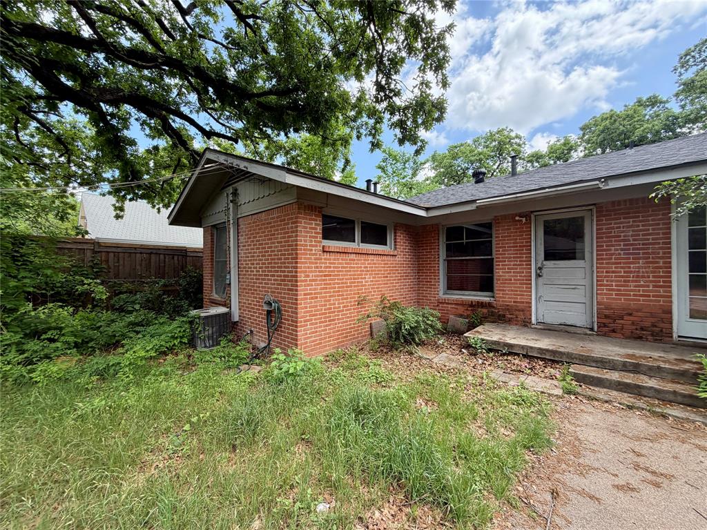 YORK, JNO B SURVEY ABSTRACT 1754 TRACT 14H - Residential Income