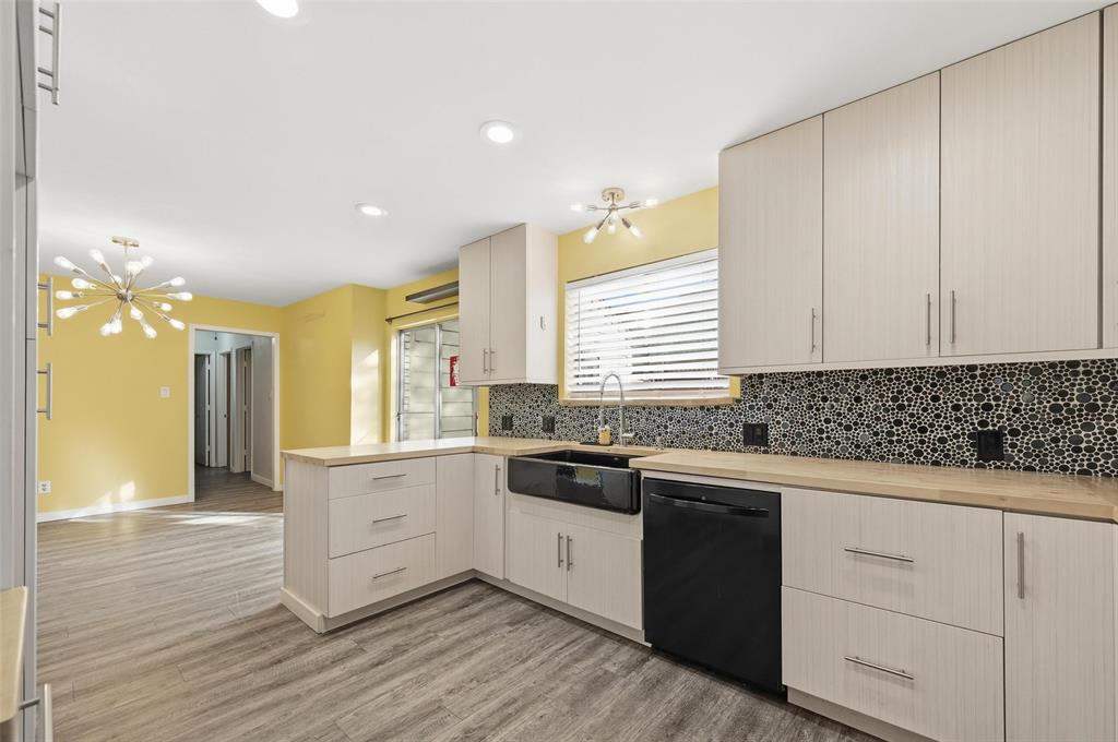 3421 Cross Bend Road