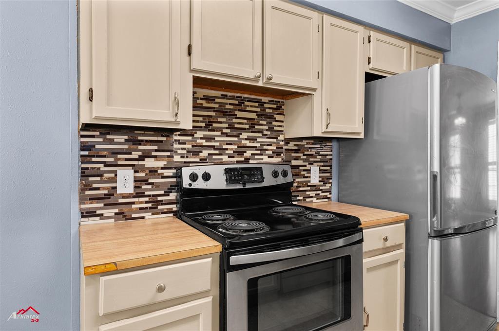 HIGHLAND COMMONS - Residential