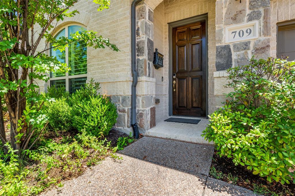 709 Carlisle Drive