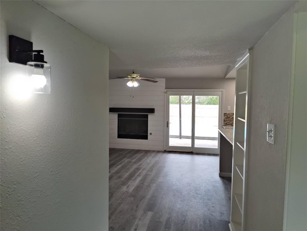 Kingston Square 02 - Residential