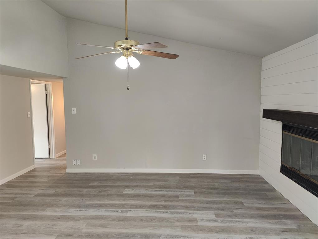 Kingston Square 02 - Residential