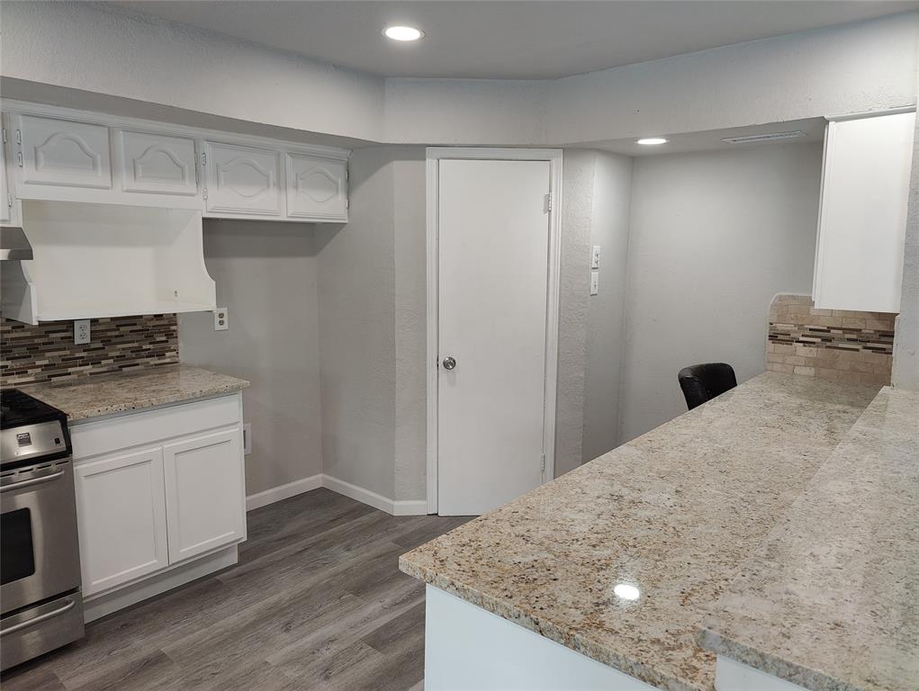 Kingston Square 02 - Residential