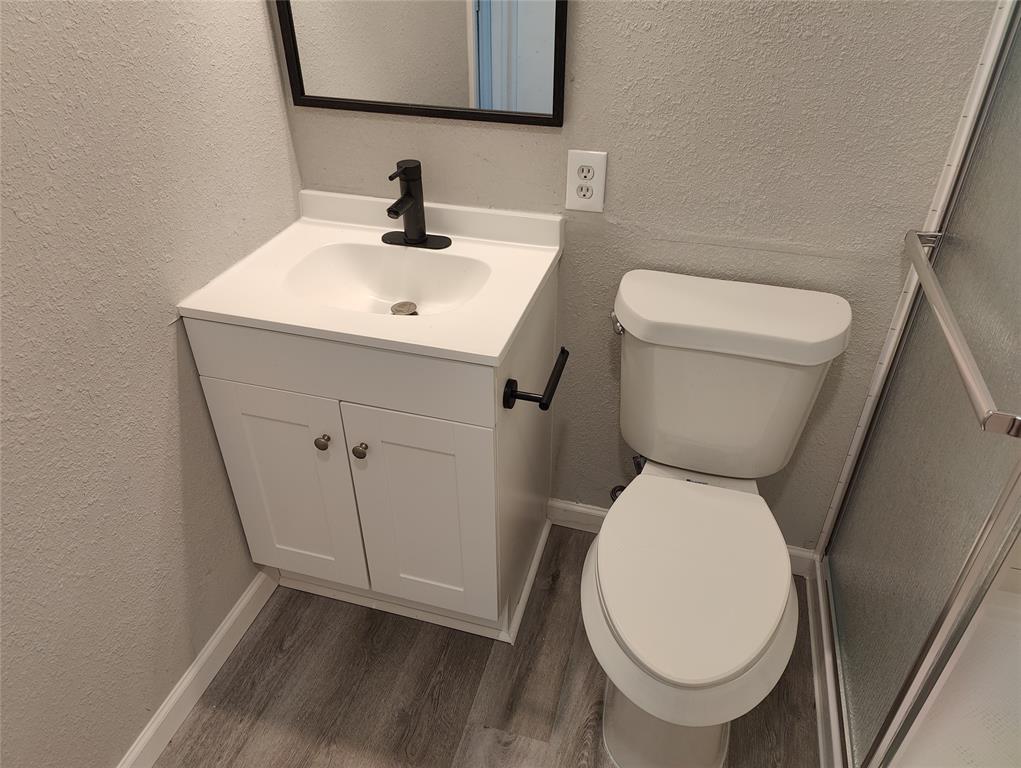 Kingston Square 02 - Residential