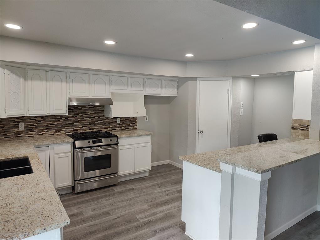 Kingston Square 02 - Residential