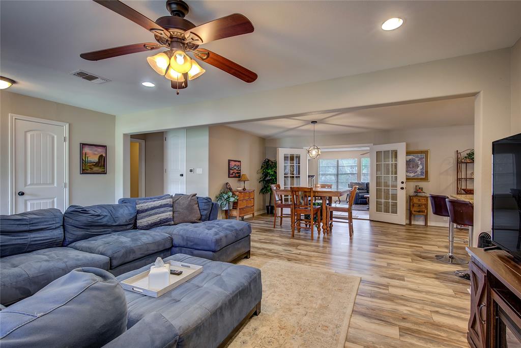 Lee Hi - Residential