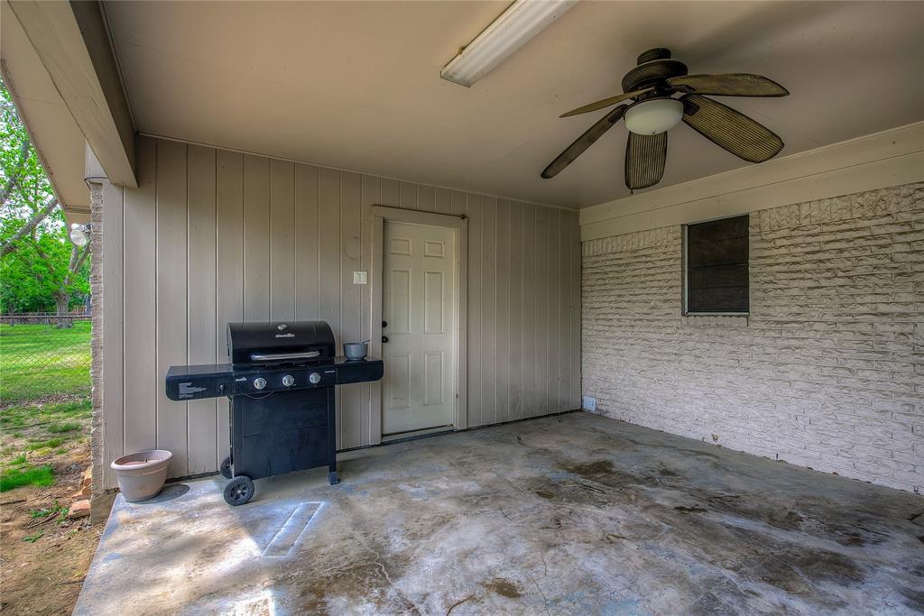 Lee Hi - Residential