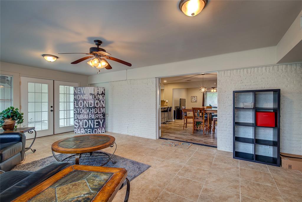 Lee Hi - Residential