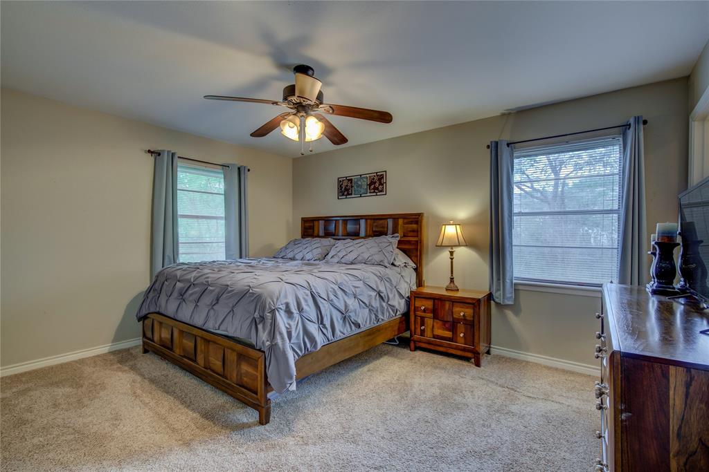 Lee Hi - Residential