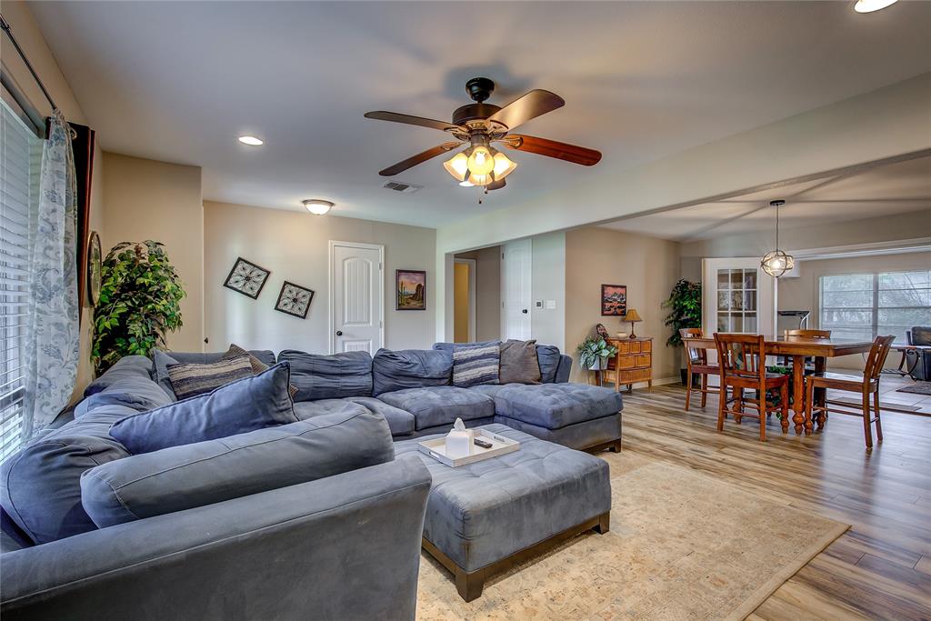 Lee Hi - Residential