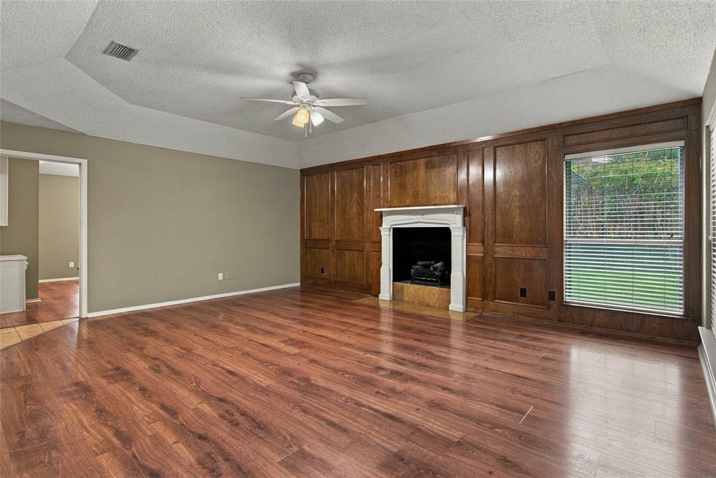 2935 Ridgewood Drive