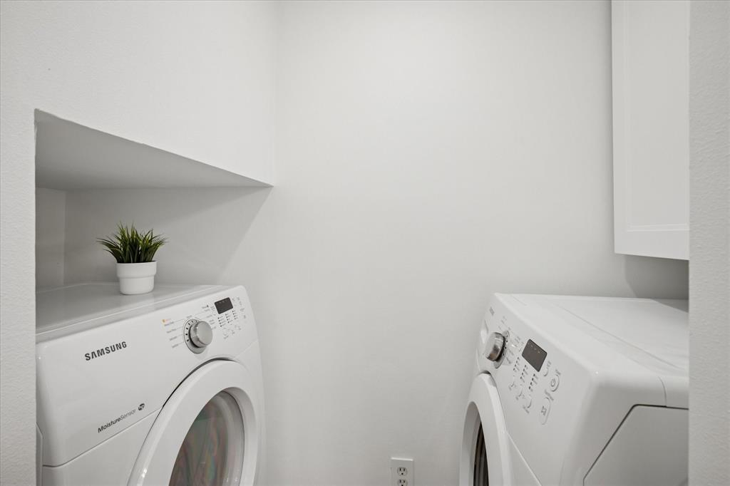 Bristle Cone Twnhse - Residential