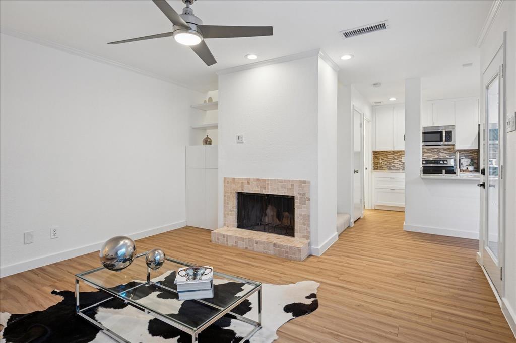 Bristle Cone Twnhse - Residential