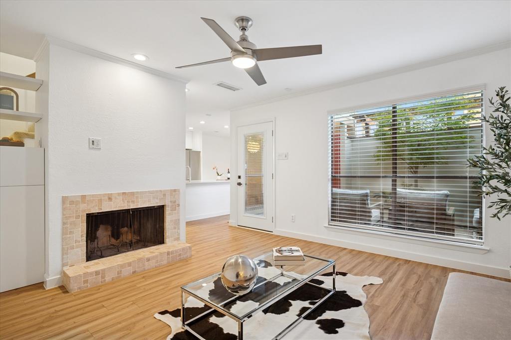 Bristle Cone Twnhse - Residential