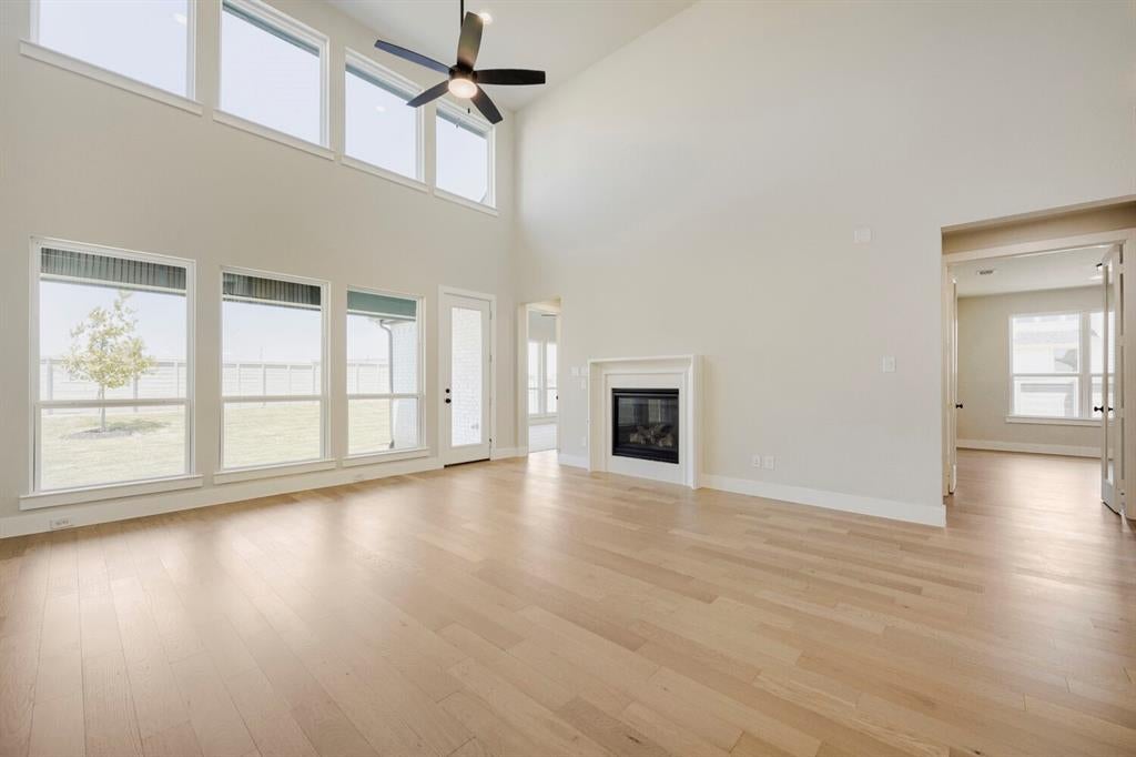 Photo of 9912 Oak Glade Drive, Denton, TX 76207 (MLS # 21340776)