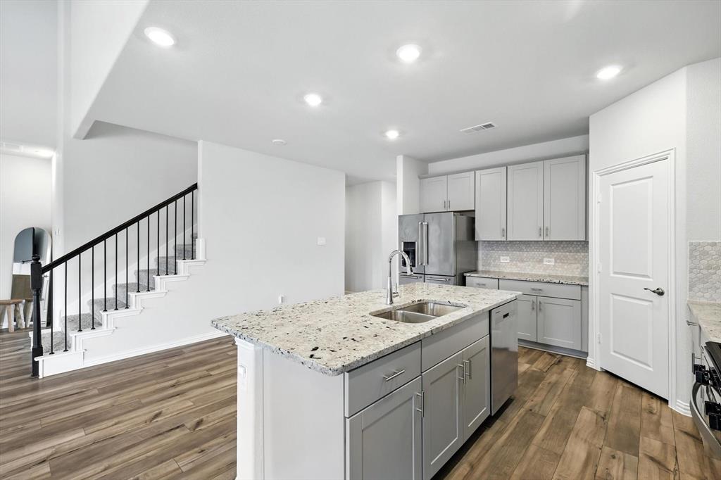 2301 Bellatrix Drive
