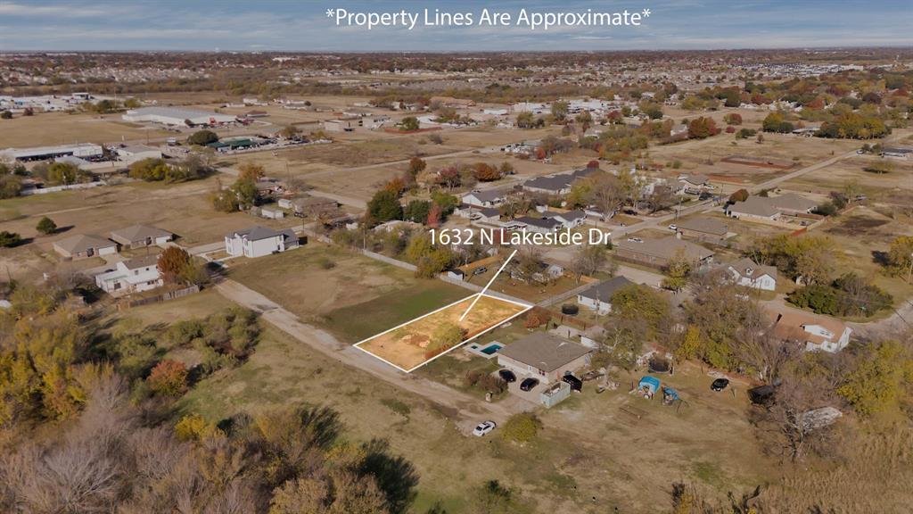 1632 N lakeside Drive