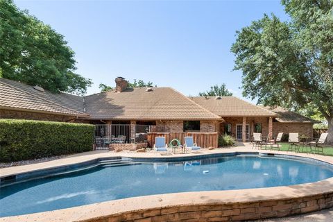 A home in Duncanville