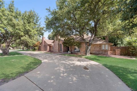 A home in Duncanville