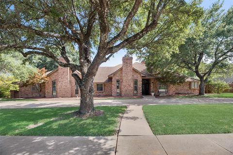 A home in Duncanville