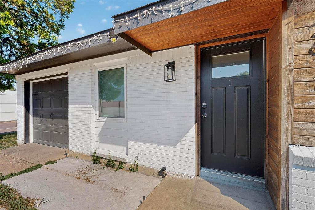 2611 Hardy Place